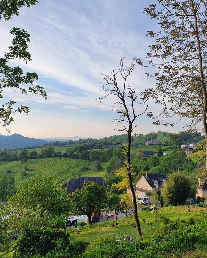 Bed and Breakfast Fleur D'Iris Perpezac-le-Blanc Exterior foto
